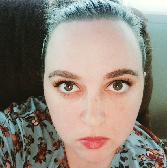 Meet your Posher, Hanna - Picture 3 of 3